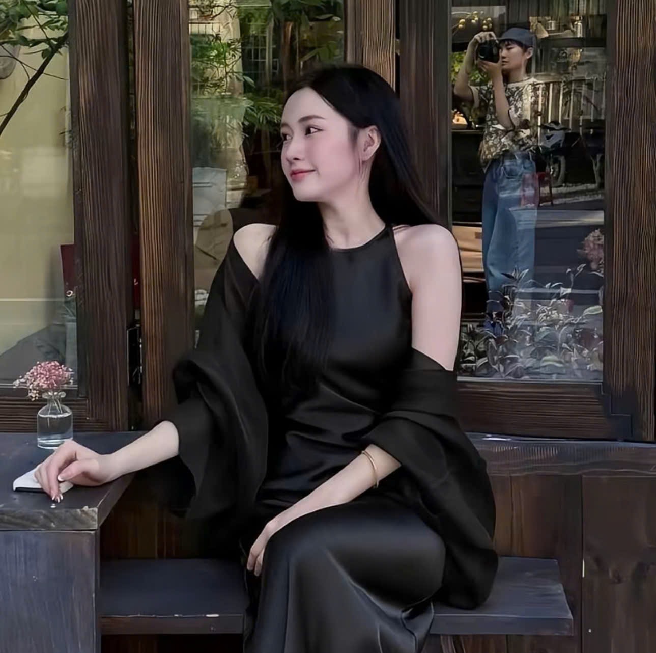KHAN017 - 1