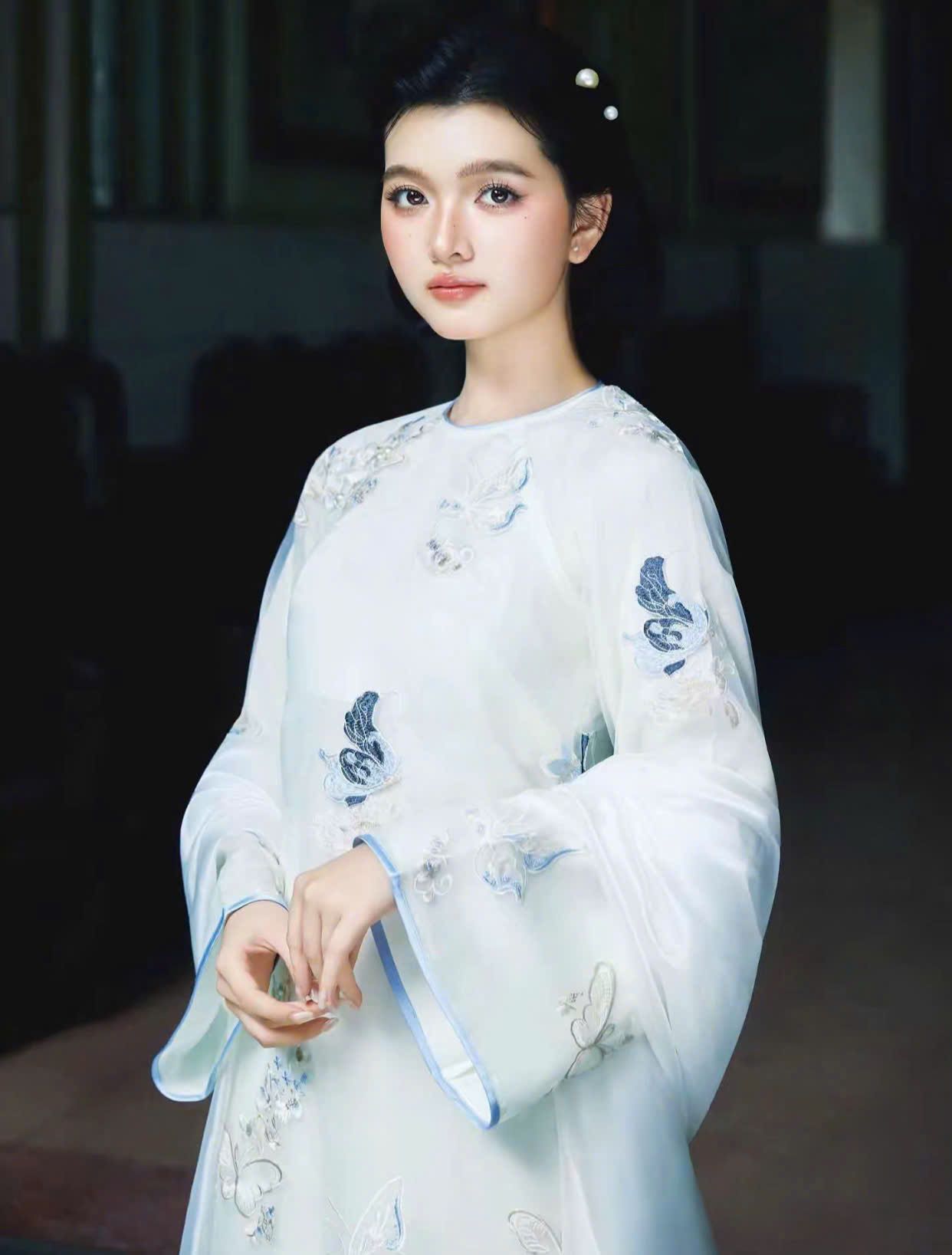 AODAI175 - Size M 3XL